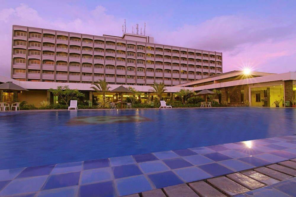 Pangeran Beach Hotel Padang  Dış mekan fotoğraf